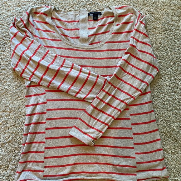 Banana Republic Crewneck Sweater - Picture 1 of 1